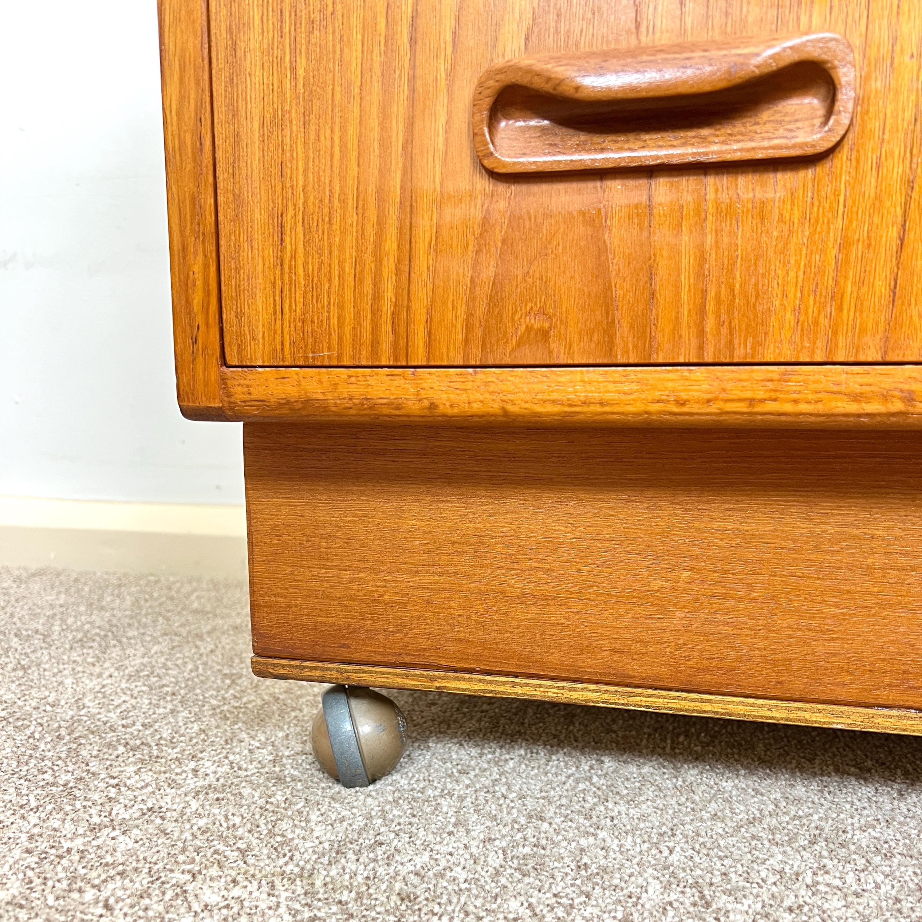 G Plan Oak Chest of Drawers, Mid Century 1960s
