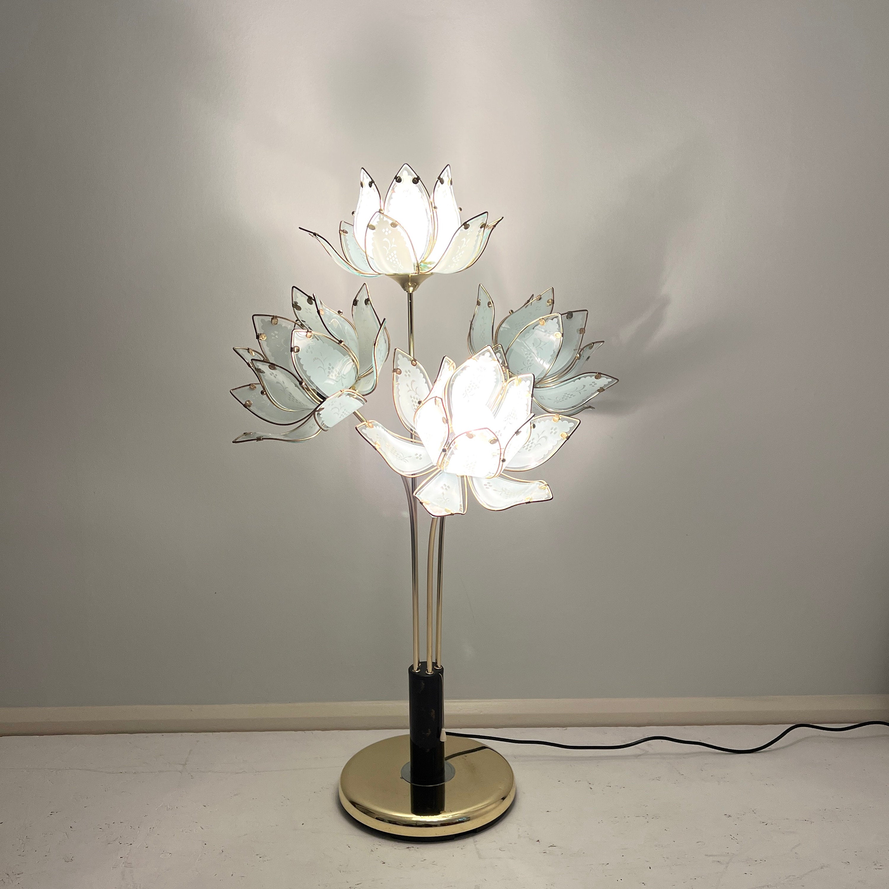 Mid Century Lotus Floor Lamp, Hollywood Regency Brass Standard Lamp